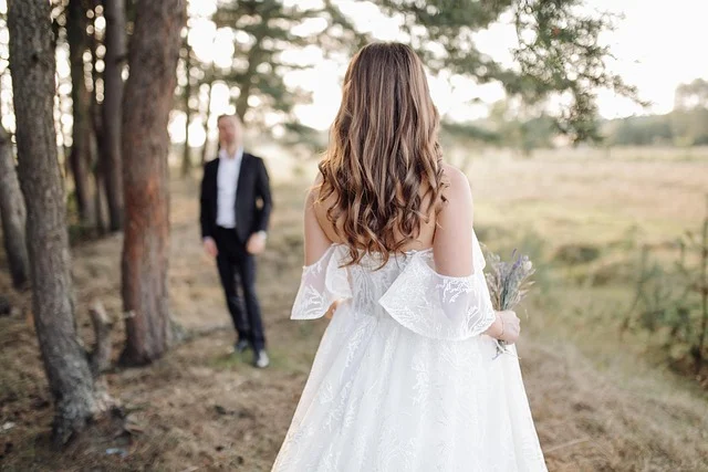 What key features define modern bridal wear?