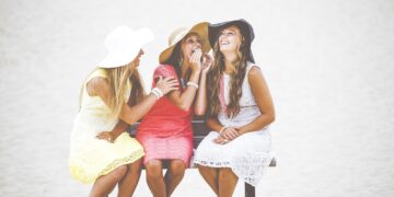 women over 50 fashion