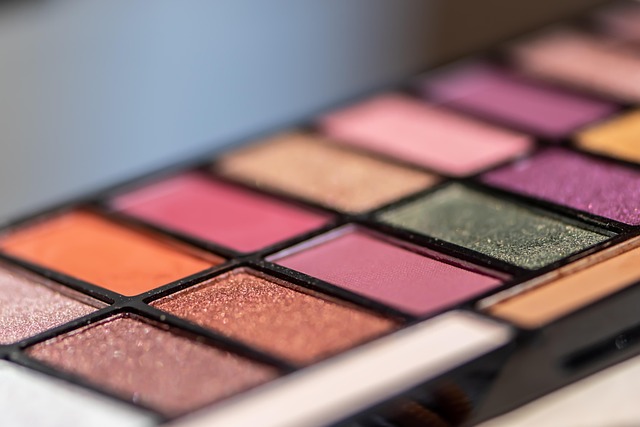What essential makeup products belong in a beginner kit?