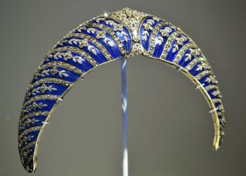 fashion jewelry assortment