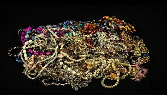A large pile of assorted costume and fashion jewelry pieces